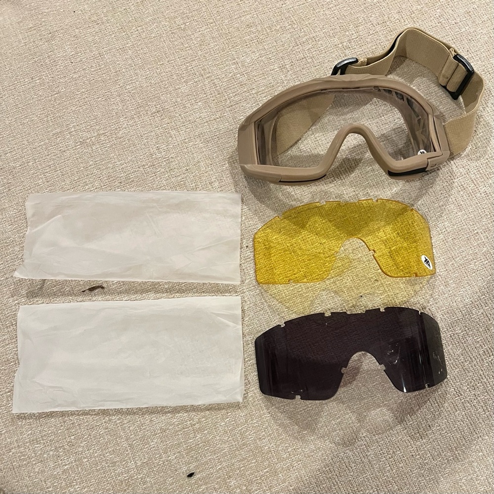 Xaegistac clear Tactical VR/AR Goggles with Yellow Smoke Replacement Lenses new